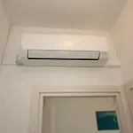 Comfy And Sunny Apartman *