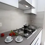 Comfy And Sunny Бібіоне